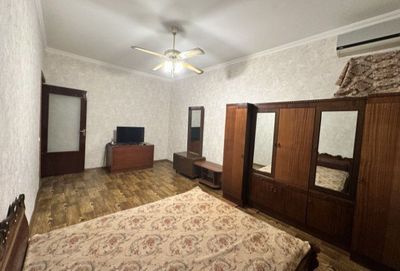 ТУРКИСТОН метроси ёнида 2 хонали квартира ижарага беоилади