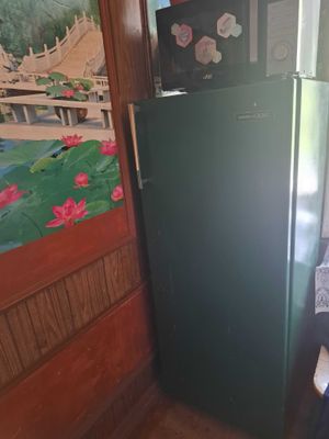Продаётся Холодильник с самовывозом