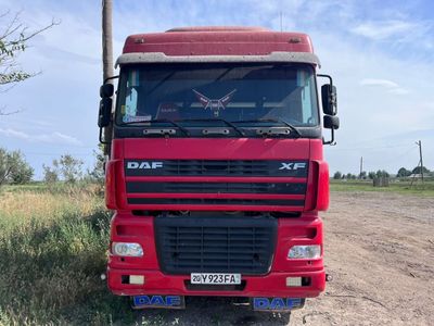 Продам Тягач DAF