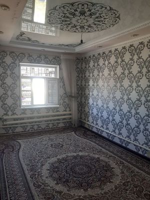 Квартира сатылады. 26-мкр 3 комната. 5 этаж.