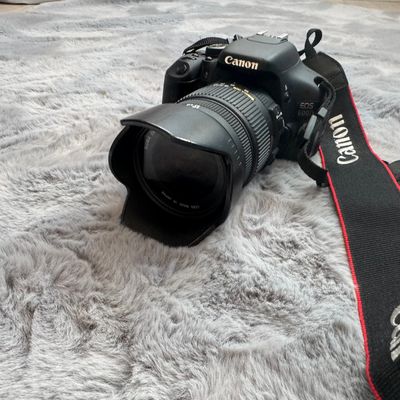 Продаю фотоаппарат Canon EOS 600D