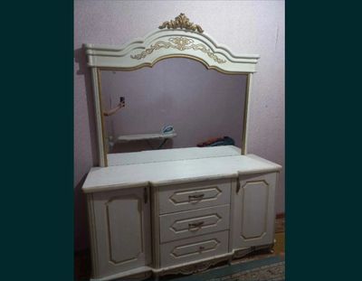 тримо камод продаю в хорошим состояние