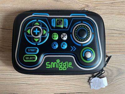 Пенал smiggle новый