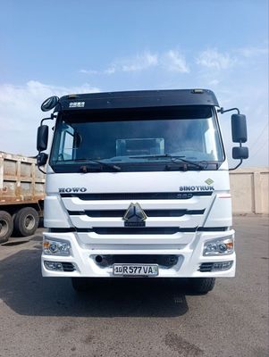 Howo sinotruk samosval