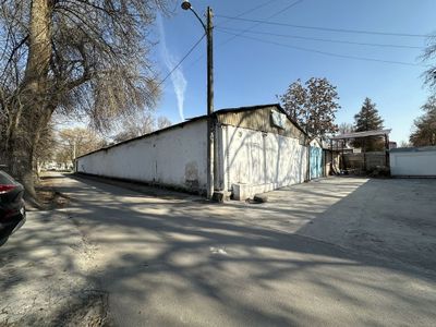 Продаётся недвижомаст для производство или для склада