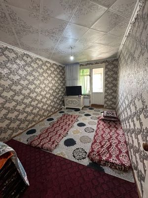Srochna 2 xonali kvartira Sotiladi