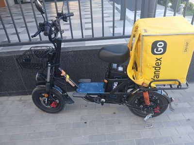 Monster skuter sotiladi