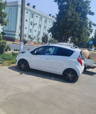 Spark ravon sotiladi 2018 gaz benzin