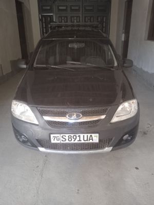 Lada Largus qora