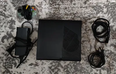 Продаётся XBOX 360 год выпуска 2015