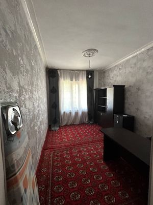 Srochno Beruniy metroga yaqin 5 xona uchaska arendaga oilaga arendaga