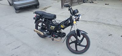 Bikeland moped sotiladi