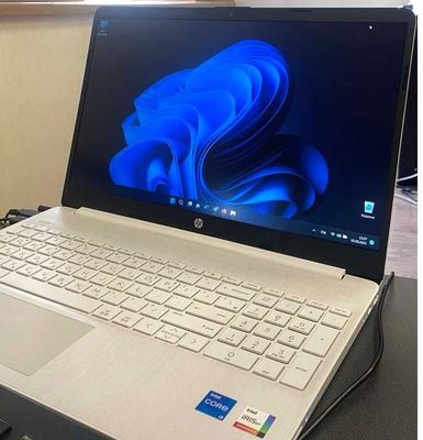 Ноутбук HP 15S, i5-1235U, 16GB RAM, 512GB SSD, 15.6"