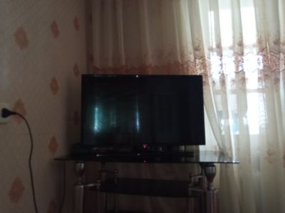 Artel televizor sotiladi.Ishlab turgan televizor.