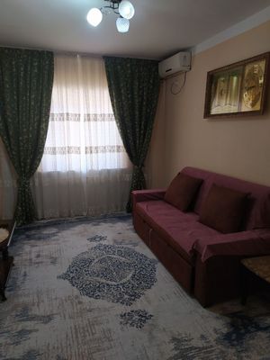 Сдаётся 2-х комнатная квартира, своя.