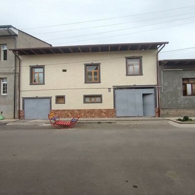 Дом ункурган янгийул махалле 4,5 соток,цена 120000 у,е