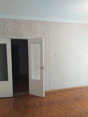 Бир хонали Уй ижарага берилади юнусобод 9 квартал маклерсиз