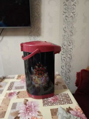 Термос для воды.