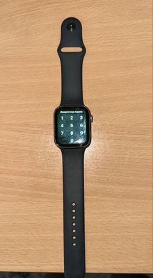 Apple watch 5! 44 MM