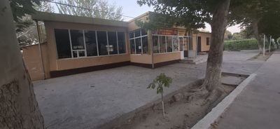 Ishlab turgan oshxona va uy sotiladi