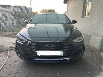 Продается Hyundai Elantra 1.6, 2017г.в. 105000 км пробег.