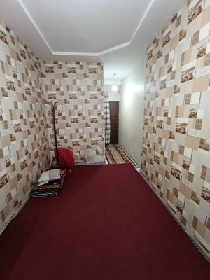 Ижарага 1 хонали Уй 230$