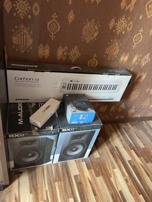 Готовая студия не дорого топовое оборудование