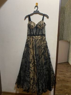 Продаётся вечернее платье