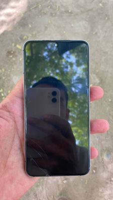 Samsung S22 8/128