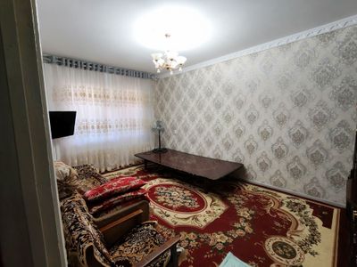 Продаётся 3 комнатная квартира в районе 5/1