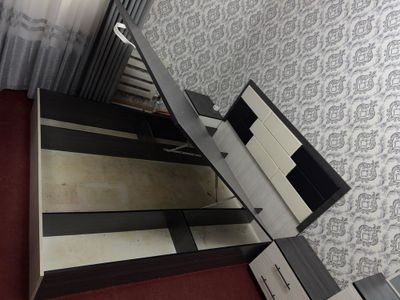 кровать с бельевым ящиком 160х200