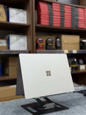 Microsof SURFACE Core i5, 8GB RAM, 256GB SSD, 14dm
