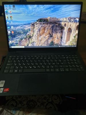 Lenovo Noutbook V15