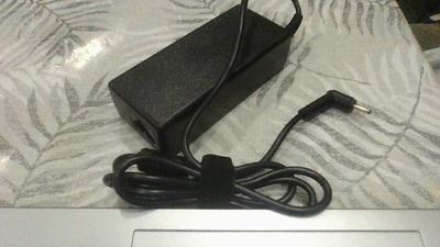 Acer zaryadchik blok