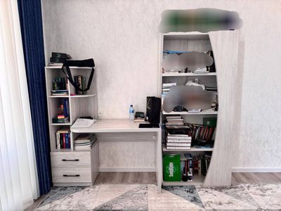 Kitob javon. Книжный шкаф