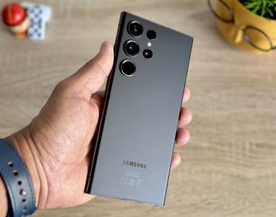 Samsung s 22 va s 23 ultra sotiladi narxi 700$