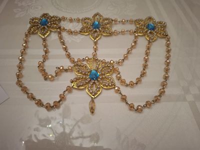 Diadema kelinlar uchun