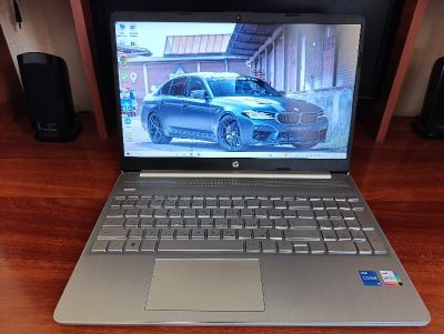 Hp core i5 8/512