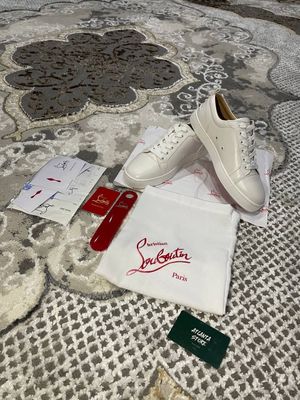 Кроссовки Louboutin белый