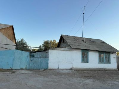 Жай сатылады Такыятас районы Орайлык МФЙ Навоий кошесы 4 жай