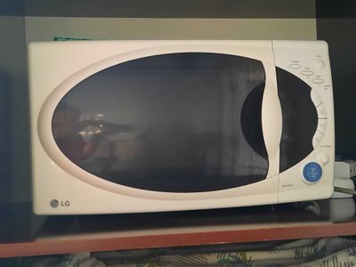Микроволновая печь LG б/у