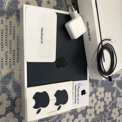 Macbook air M2 13.6 8/256