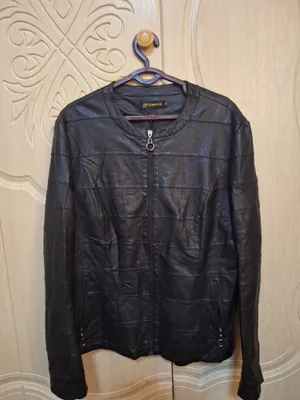 kojanniy kurtka v xoroshiy  sostayani