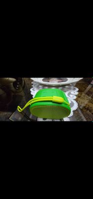Колонка музыкальная Sony оригинал пользована мало