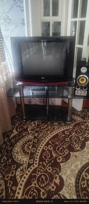 LG katta telivizor Padstafkasi bilan sotiladi