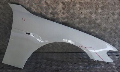 Продам передний правый бампер на BMW E65 E66