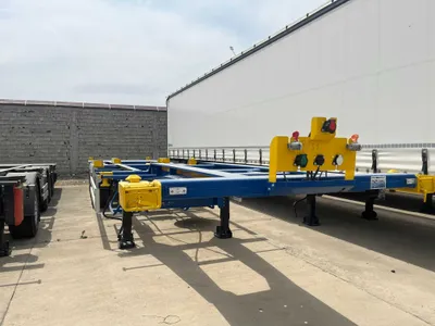 Полуприцеп-контейнеровоз, Кантенаравоз Шассе грузоподъёмностью 30,5 т