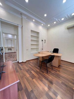 Аренда офиса 67 м2, улица Асака, ор-р парк Тельмана!