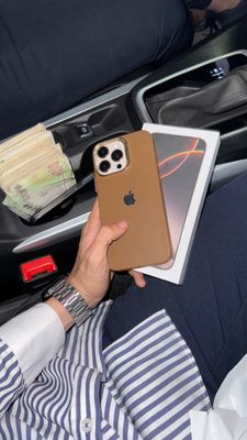 iPhone 16 pro max 256gb