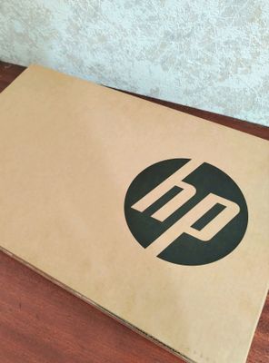 Yap-yangi noutbuk HP laptop sotiladi!